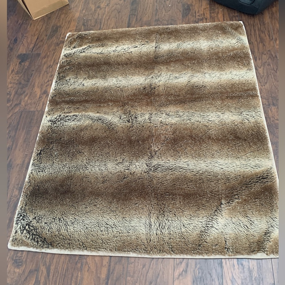 🔥 Pottery Barn Faux Fur Throw blanket 60x50 Brown Grey Cream Gray neutral Boho
